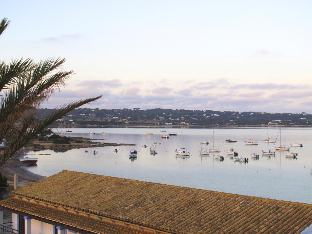 Viviendas Turisticas S'Estanyol ラ・サヴィーナ エクステリア 写真