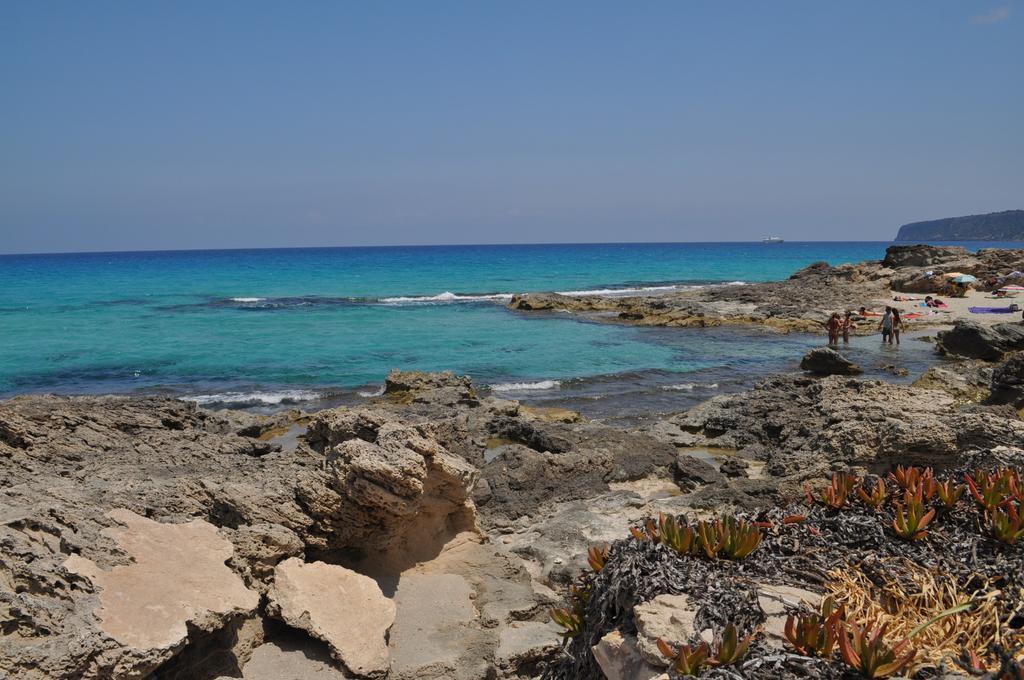 Viviendas Turisticas S'Estanyol ラ・サヴィーナ エクステリア 写真