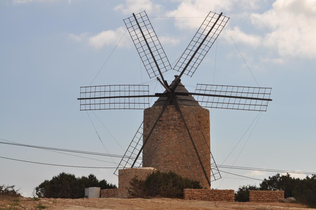 Viviendas Turisticas S'Estanyol ラ・サヴィーナ エクステリア 写真